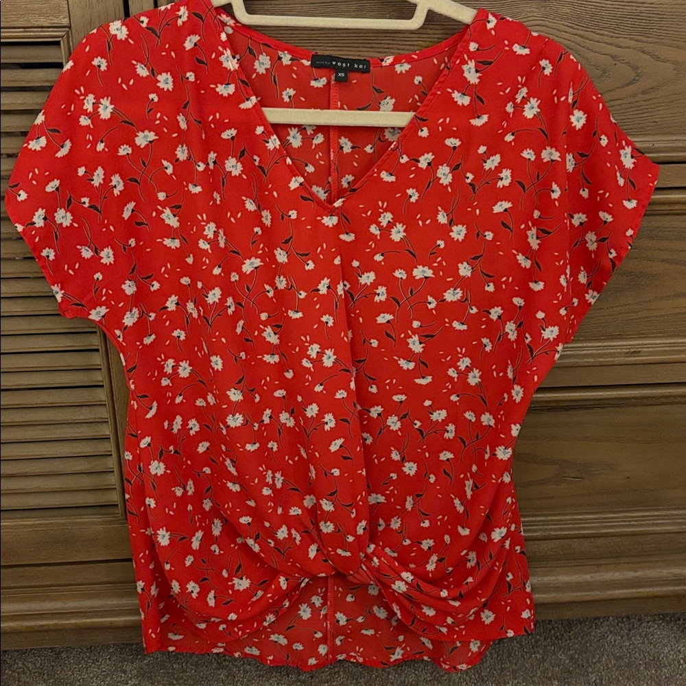 West Kei Scarlet Floral Top